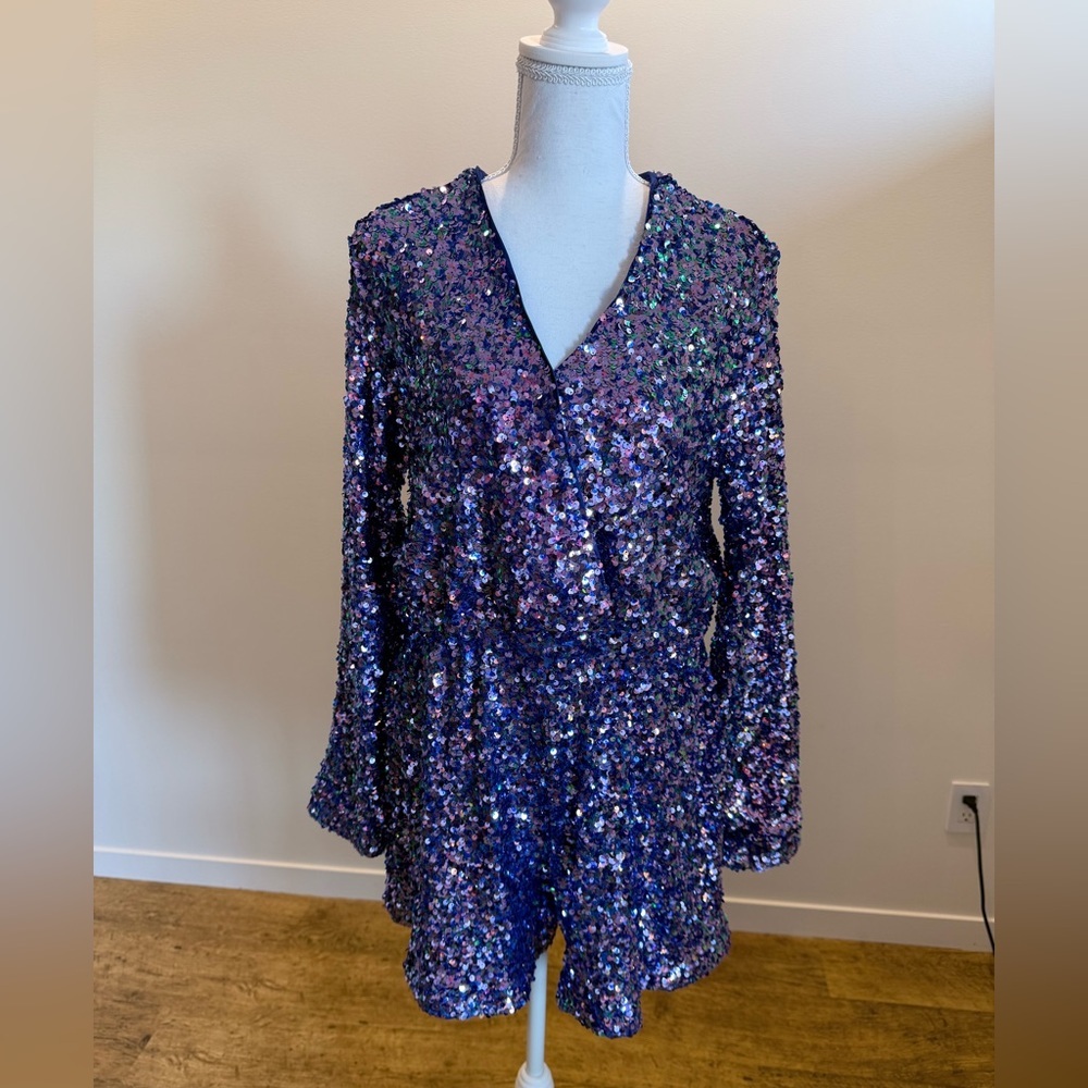 Joie Sequin V-Neck Long Sleeve Romper size XL Festival Glam Formal Pixie Wedding